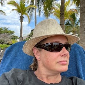 Meet your Posher, Gail